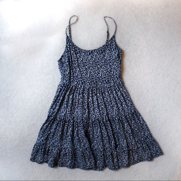 H&M Dresses & Skirts - H&M Sundress Navy Floral Babydoll Swing Dress